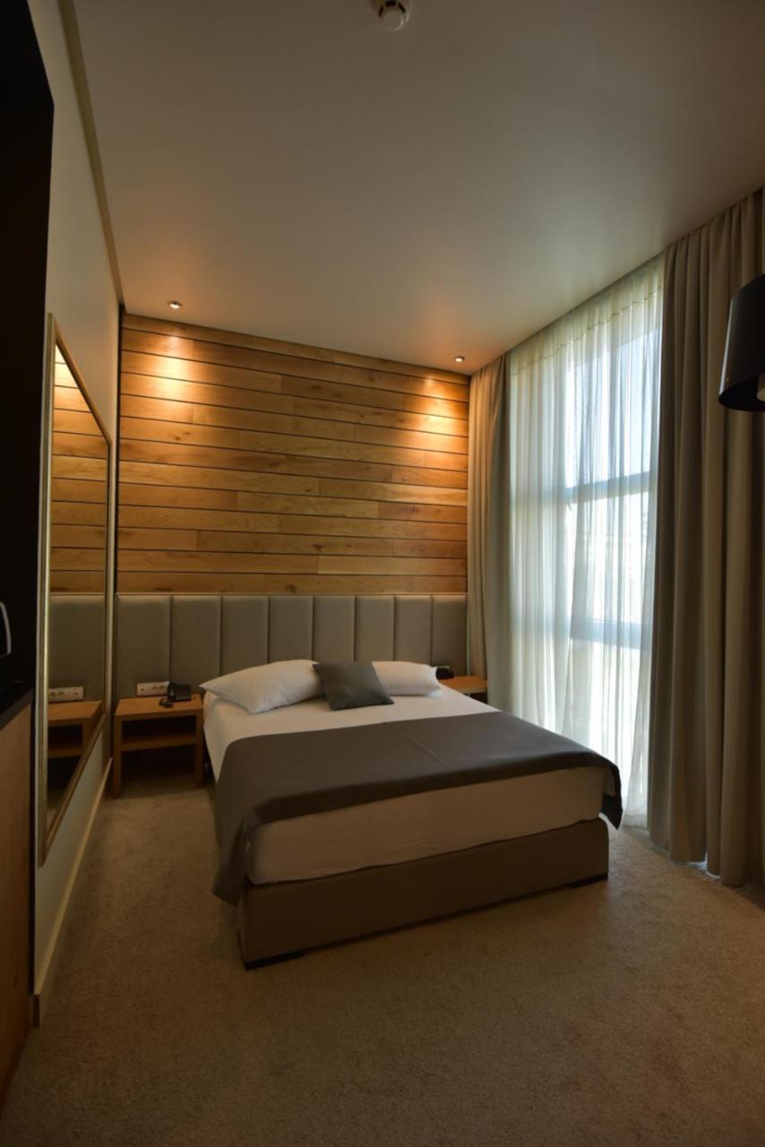 Hotel Abc Leskovac  Bagian luar foto