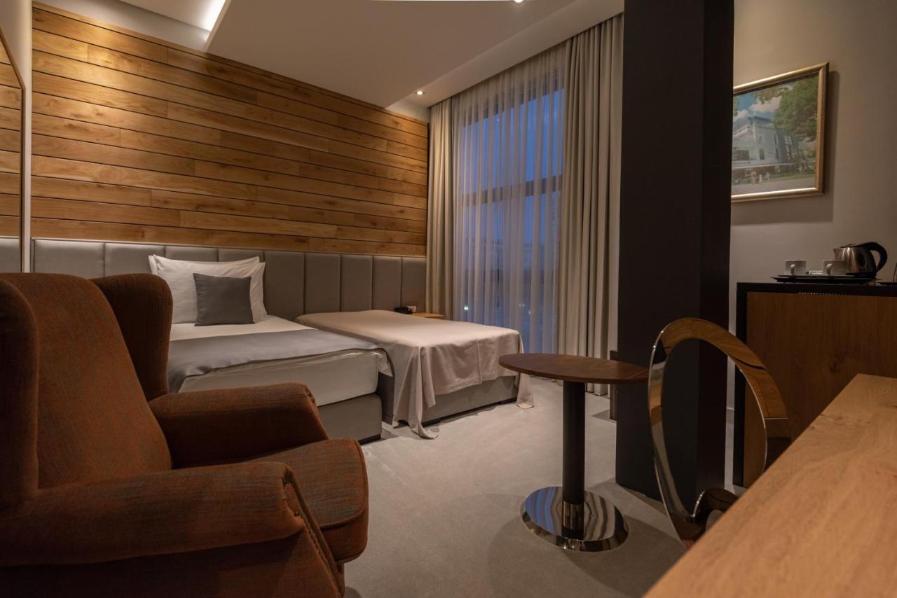 Hotel Abc Leskovac  Bagian luar foto